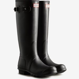 Hunter Rain Boots, Black Women's Original Tall, size 9